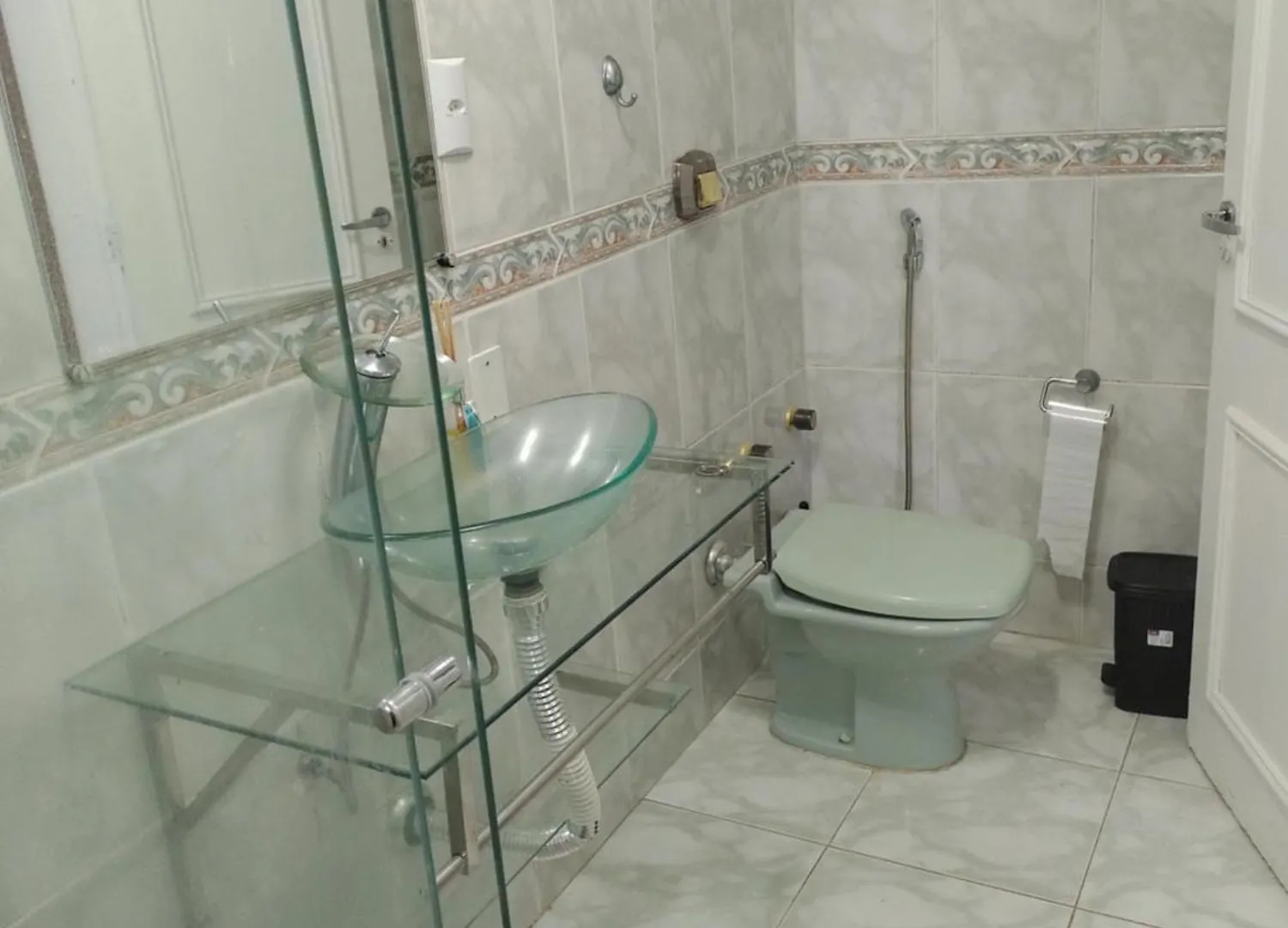 Δωμάτια σε οικογενειακή κατοικία Suite Em Apartamento Balneário Camboriú
